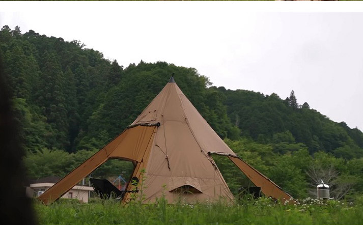 Camping Pyramid Tent With Snow - Camping Cooking Snow 评论和价格