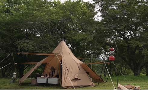 Camping Pyramid Tent With Snow - Camping Cooking Snow 评论和价格